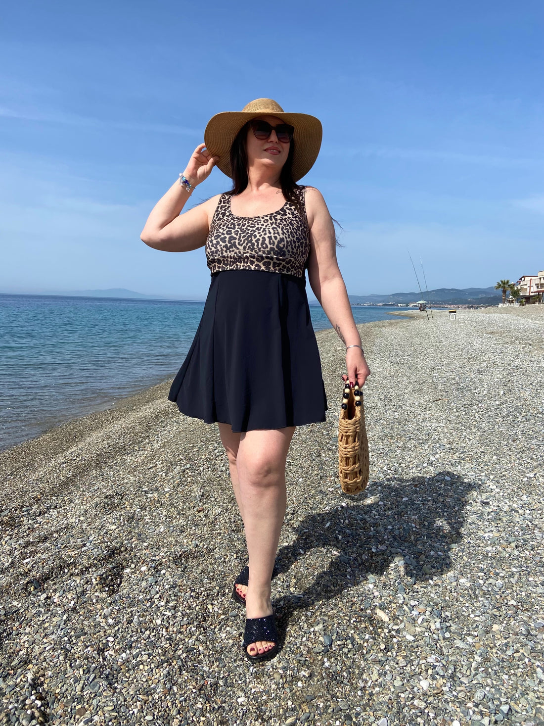 ŞORTLU SİYAH LEOPAR DESEN ELBİSE MAYO