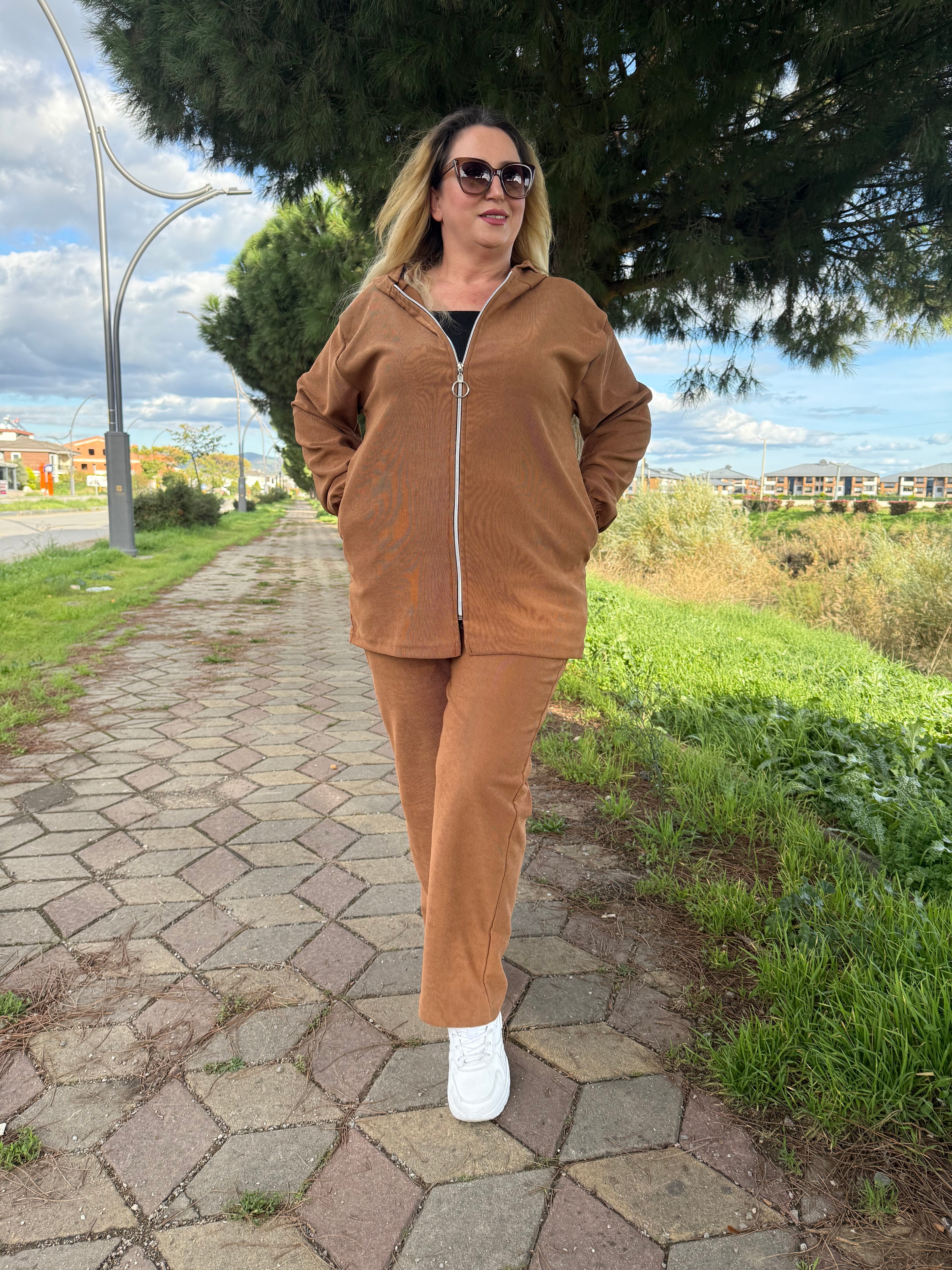 Kadın Fitilli Karamel Eşofman Takımı