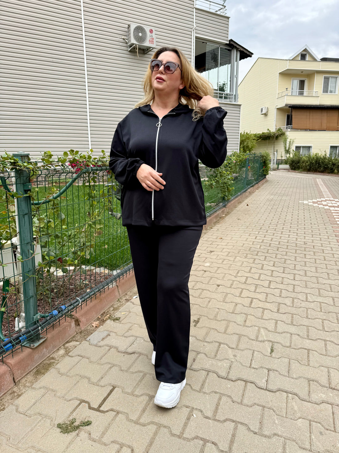 Kadın Oysho Kumaş Siyah Eşofman Takımı