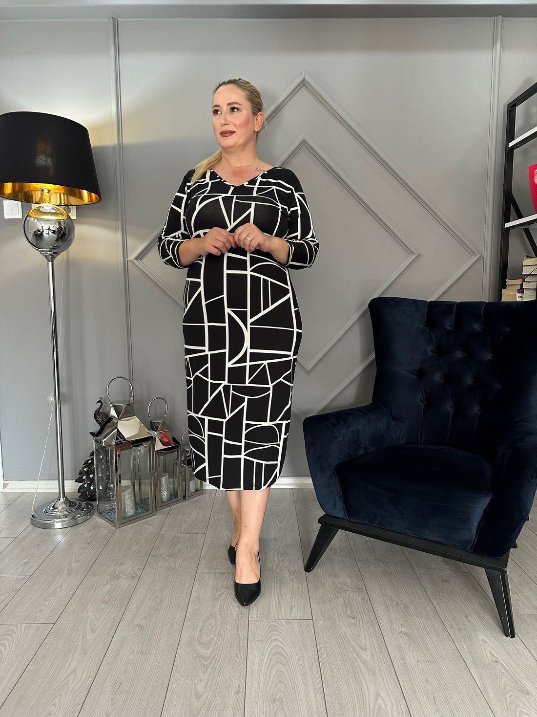 Siyah Beyaz Desenli Penye Elbise