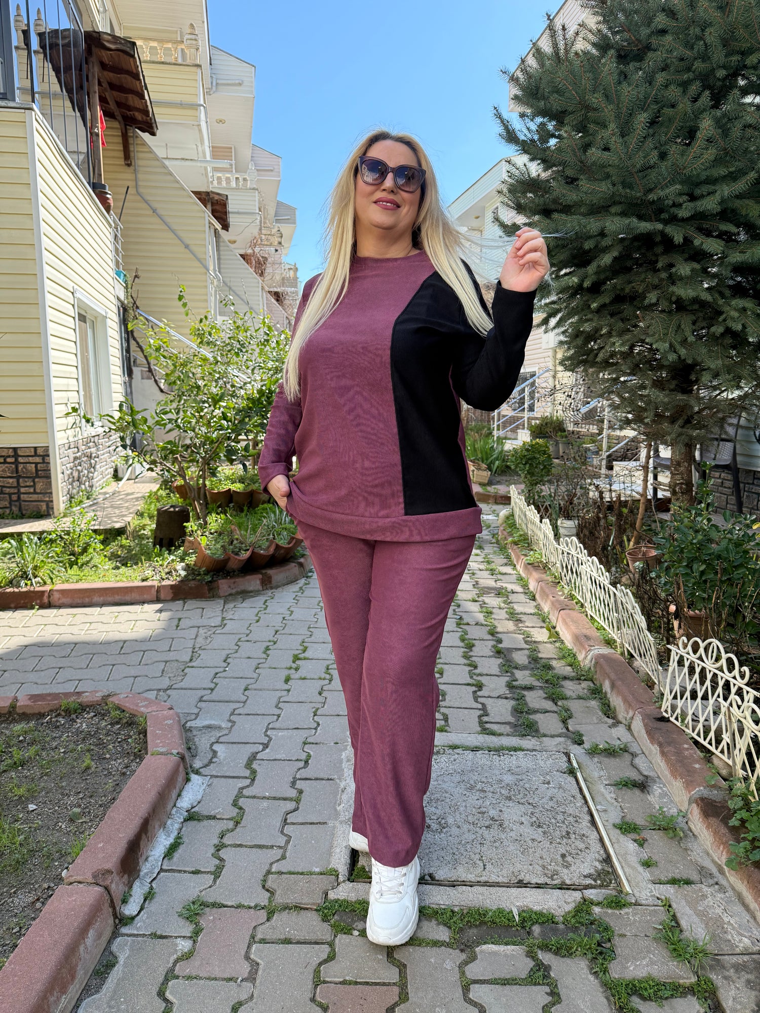 Büyük Beden Bordo-Siyah Garnili Eşofman Takımı