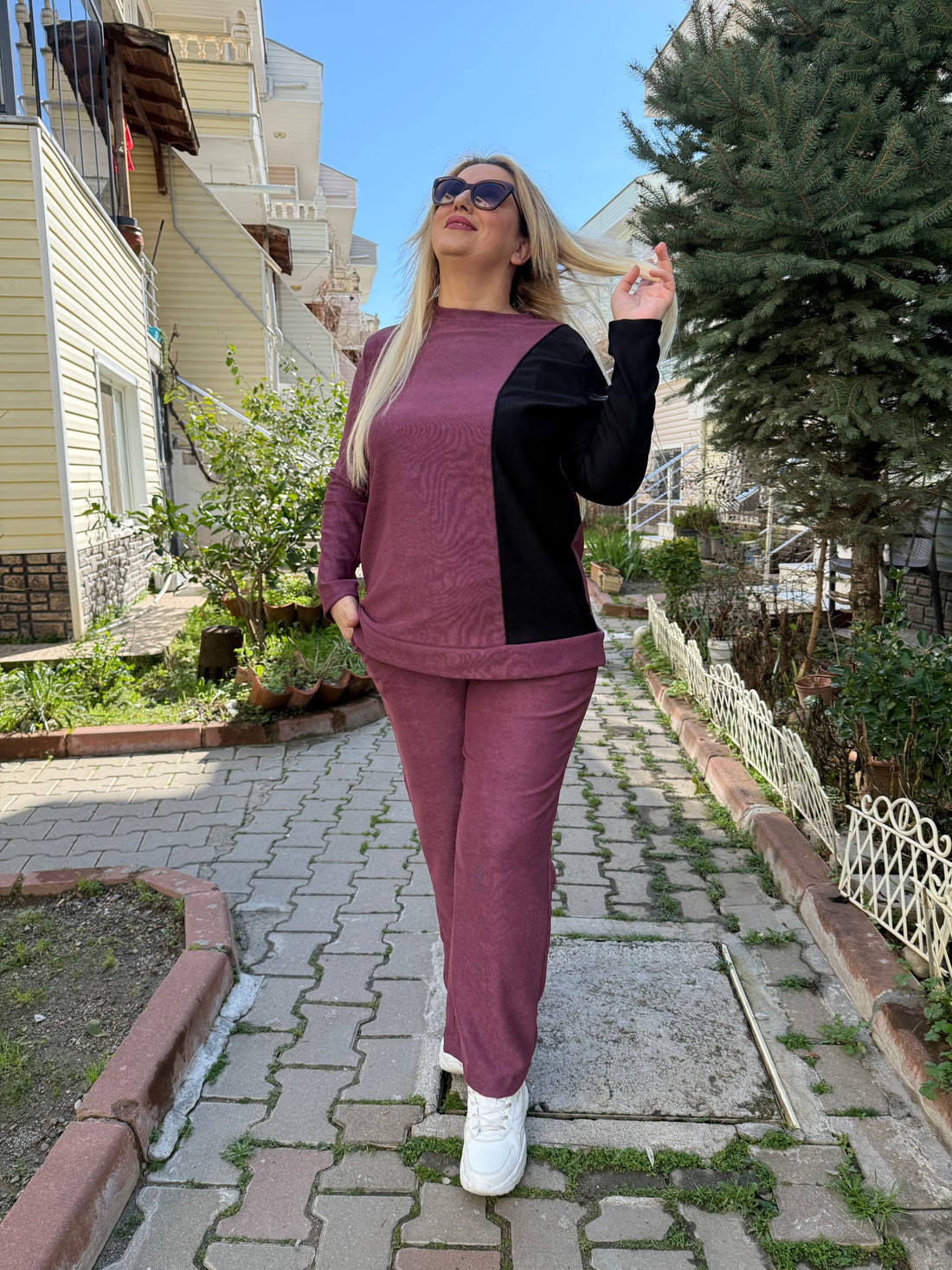 Büyük Beden Bordo-Siyah Garnili Eşofman Takımı