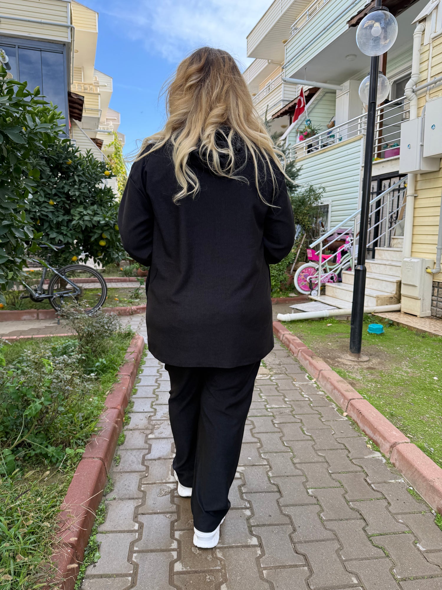 Kadın Fitilli Siyah Eşofman Takımı