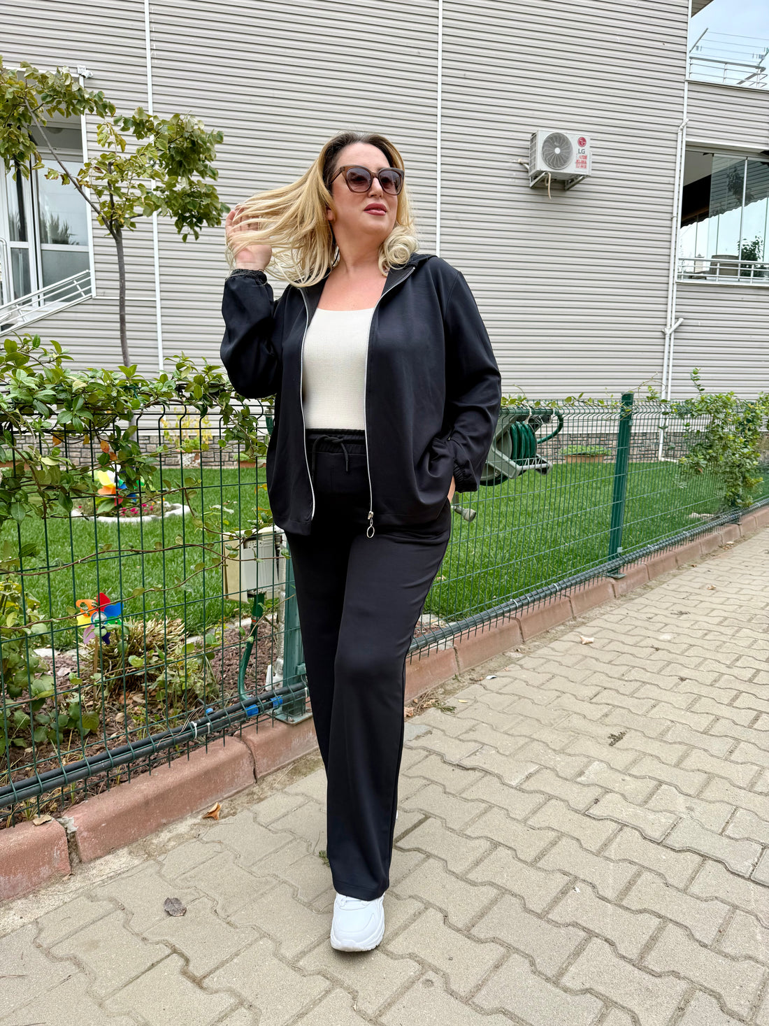 Kadın Oysho Kumaş Siyah Eşofman Takımı