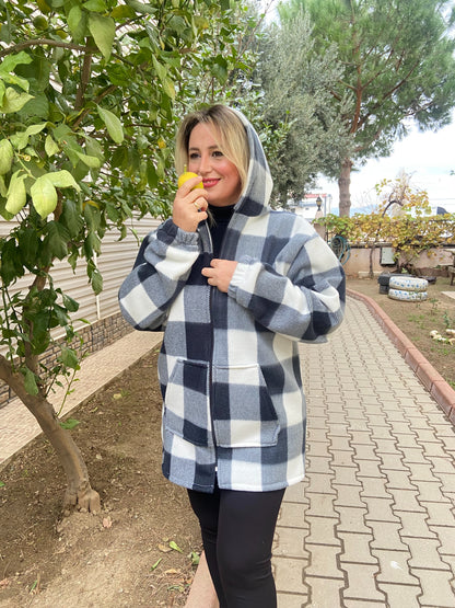 Siyah Beyaz Kareli Polar Ceket
