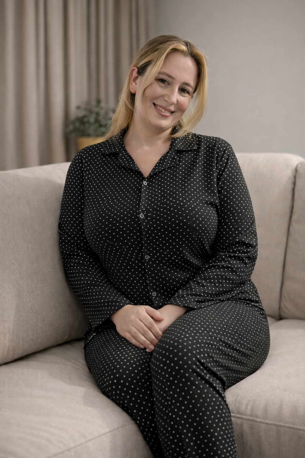 Siyah Puantiyeli Rahat Kalıp Pijama Takımı