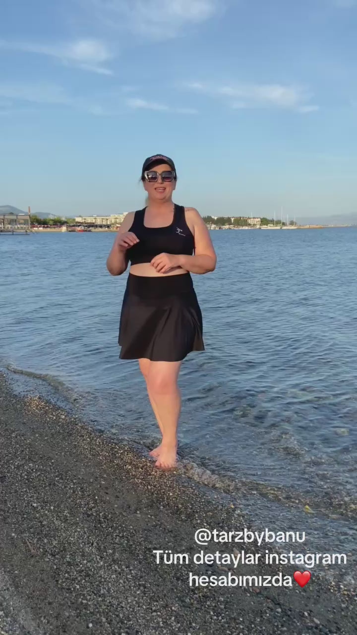 ŞORT ETEKLİ SİYAH İKİLİ TAKIM MAYO